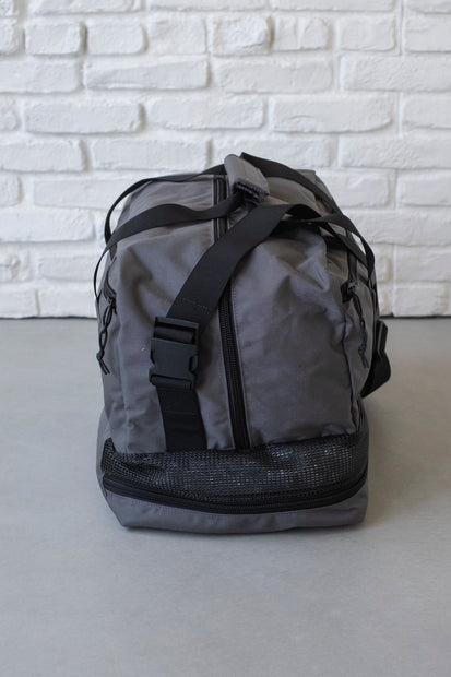 LAST US BAG COMPANY ROAM DUFFLE BAG