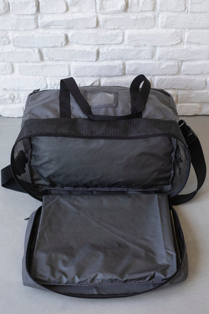 LAST US BAG COMPANY ROAM DUFFLE BAG