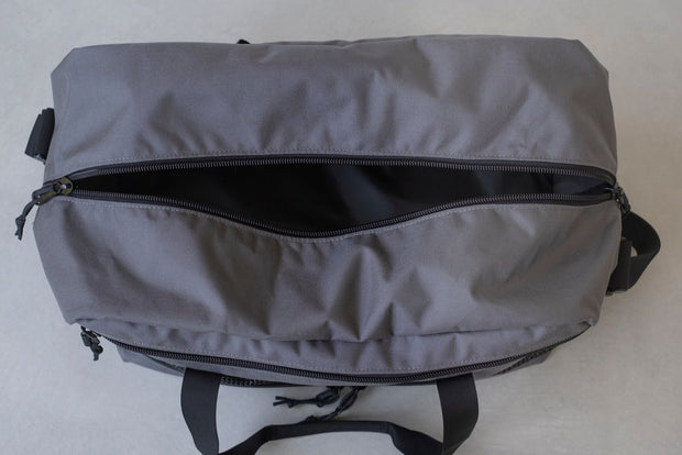 LAST US BAG COMPANY ROAM DUFFLE BAG