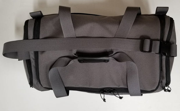 LAST US BAG COMPANY FLOW GEAR DUFFLE BAG - 43 LITER