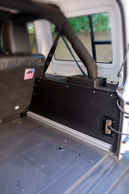 Goose Gear Jeep Wrangler JK Unlimited Side Cubbies for 2007-2018 4 Door Jeeps