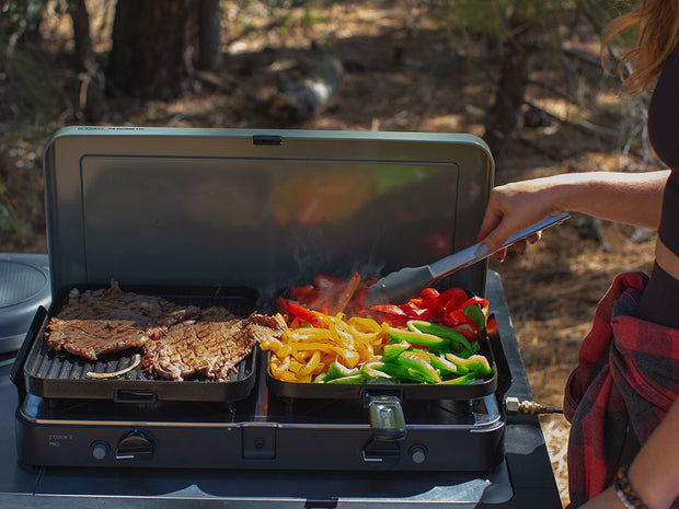 2 COOK 3 PRO DELUXE/ PORTABLE 3 PIECE/ GAS BARBECUE/ CAMP COOKER